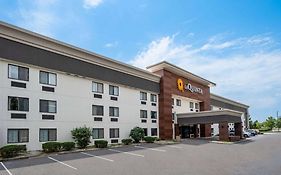 La Quinta Inn By Wyndham Indianapolis Airport Executive Dr